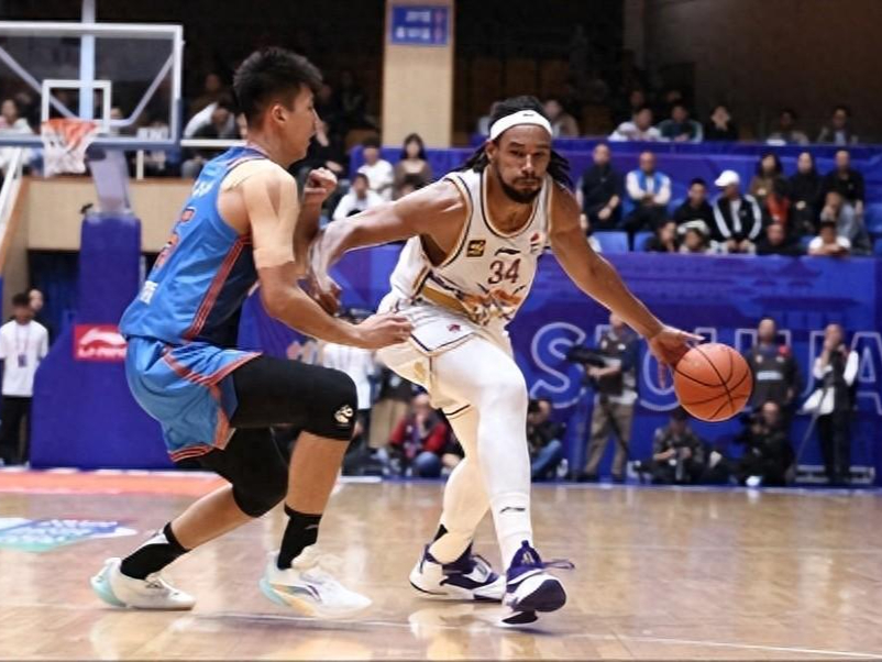 cba四川的比赛_(cba四川比赛场地)  第1张