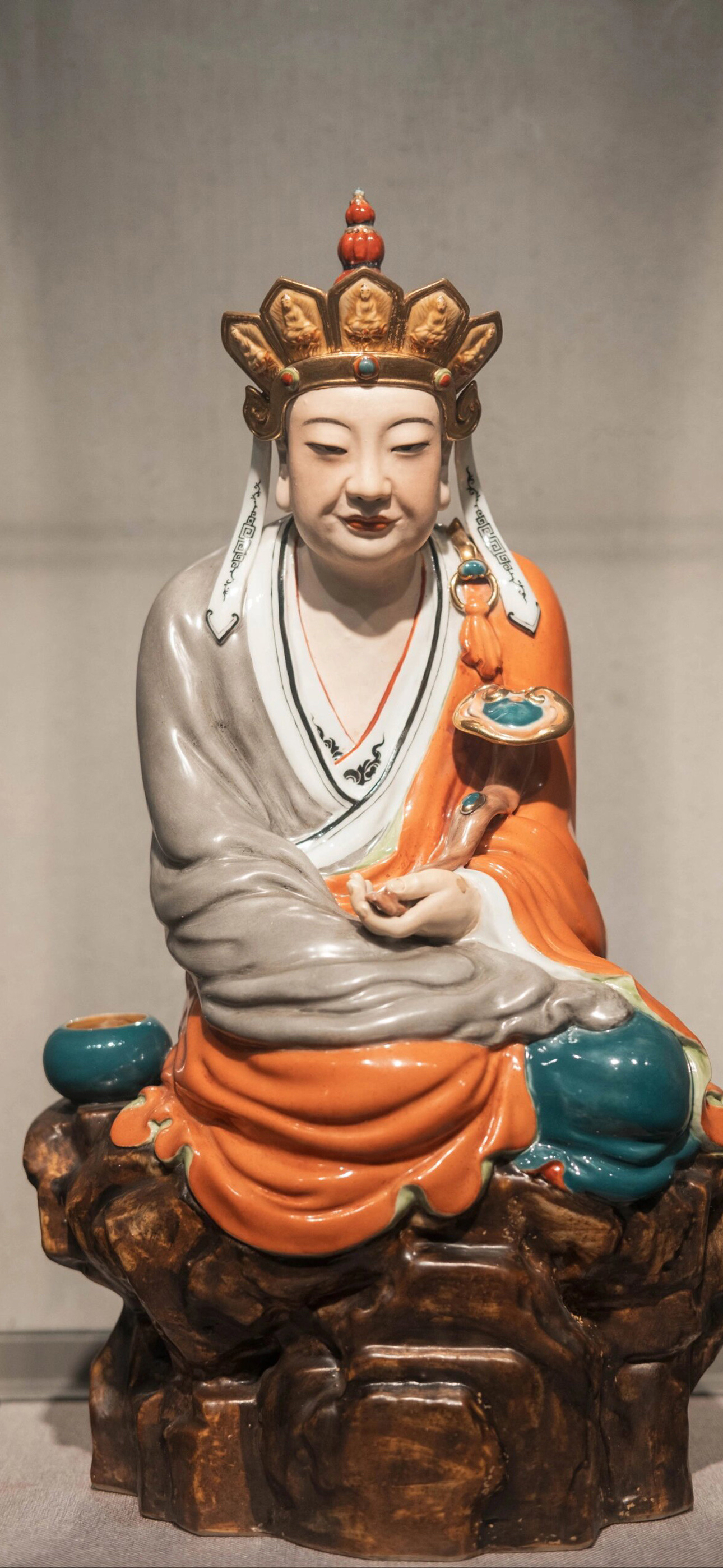 云珍瓷像_(芸珍瓷器价格)  第2张