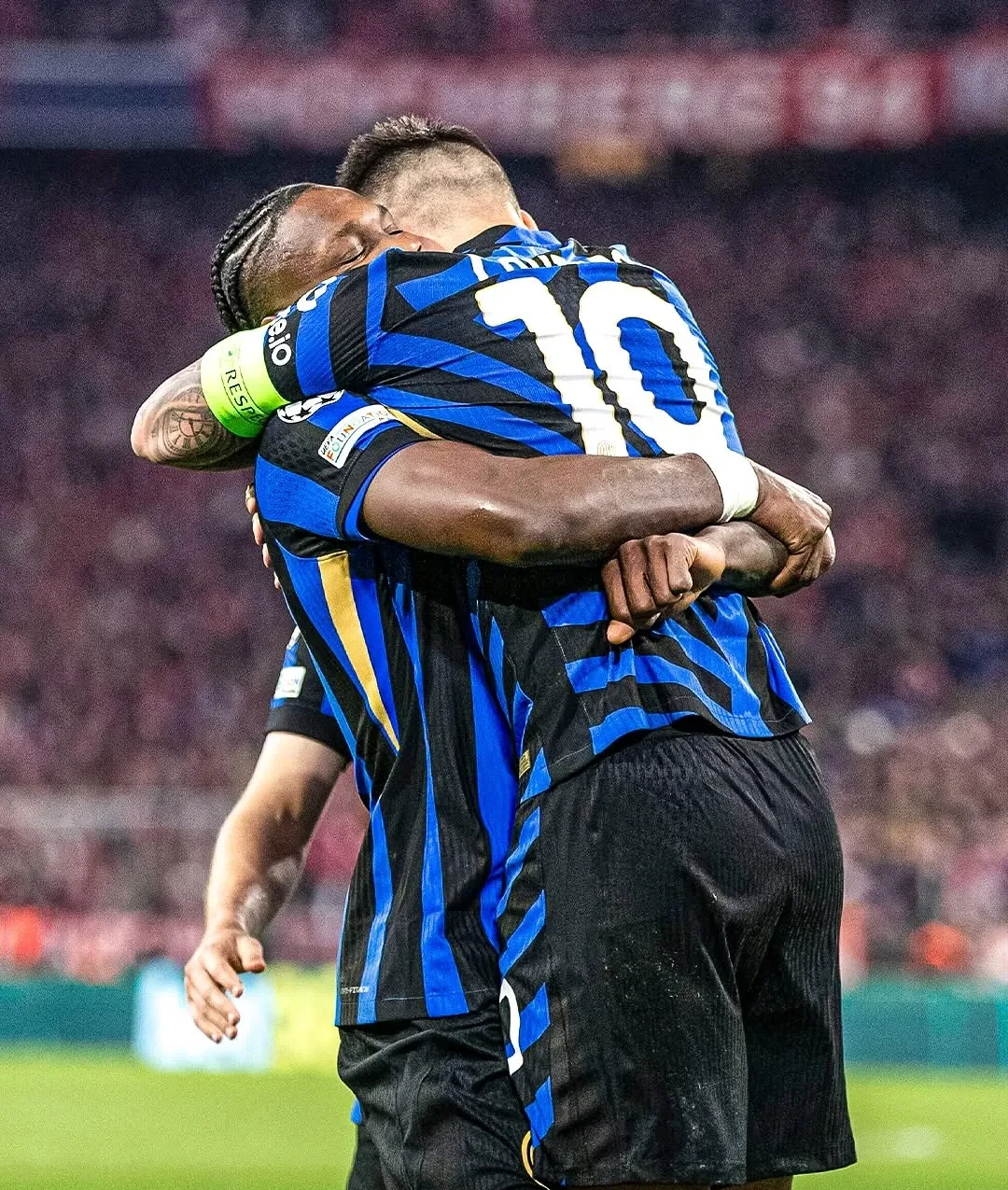 意甲维罗纳1-2国际米兰泽林斯基破门弗雷泽乌龙的简单介绍 第1张 意甲维罗纳1-2国际米兰泽林斯基破门弗雷泽乌龙的简单介绍 第1张