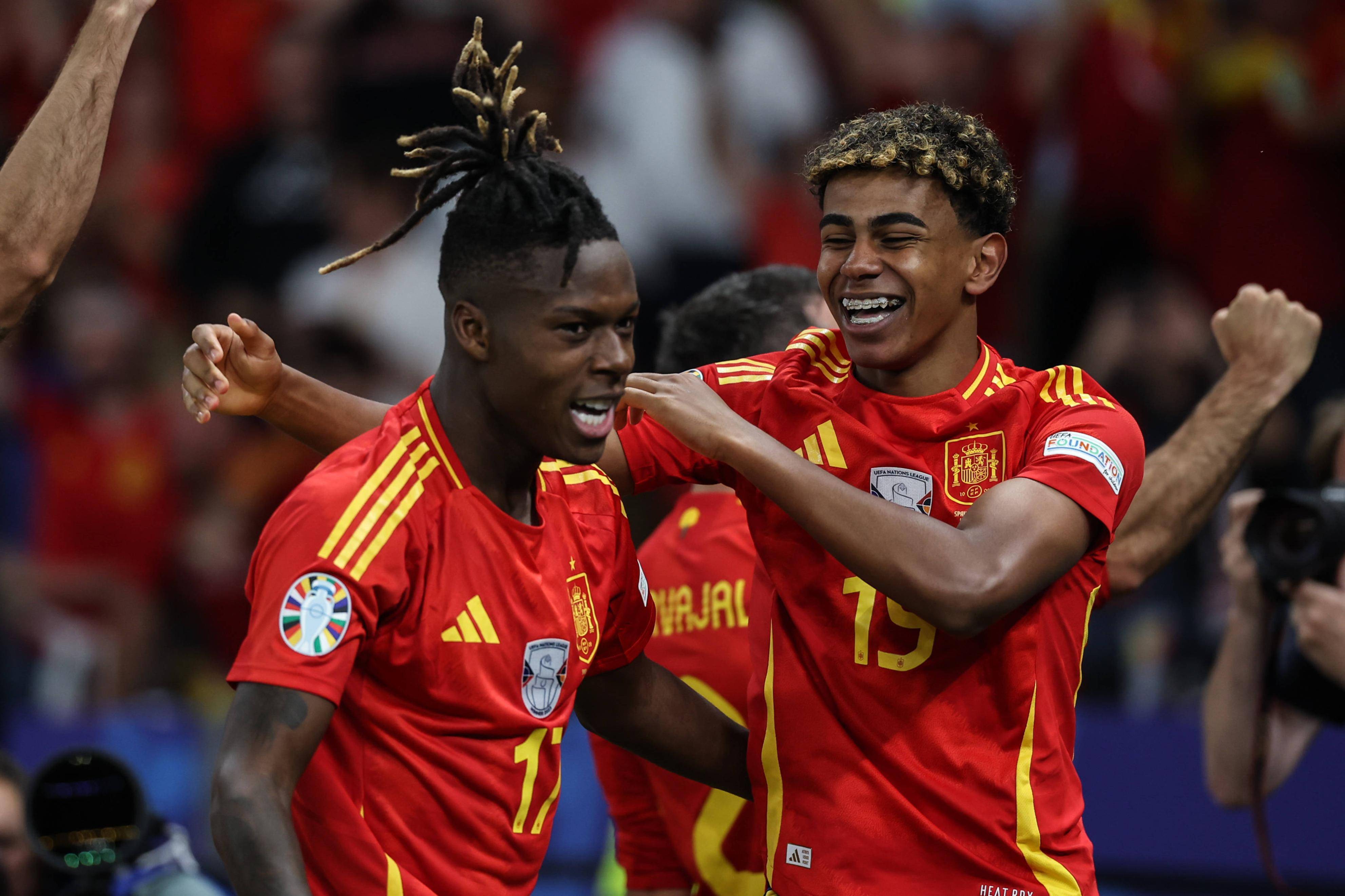 关于巴萨只愿意租借拉什福德曼联4000玩要价遭拒的信息 第2张 关于巴萨只愿意租借拉什福德曼联4000玩要价遭拒的信息 第2张