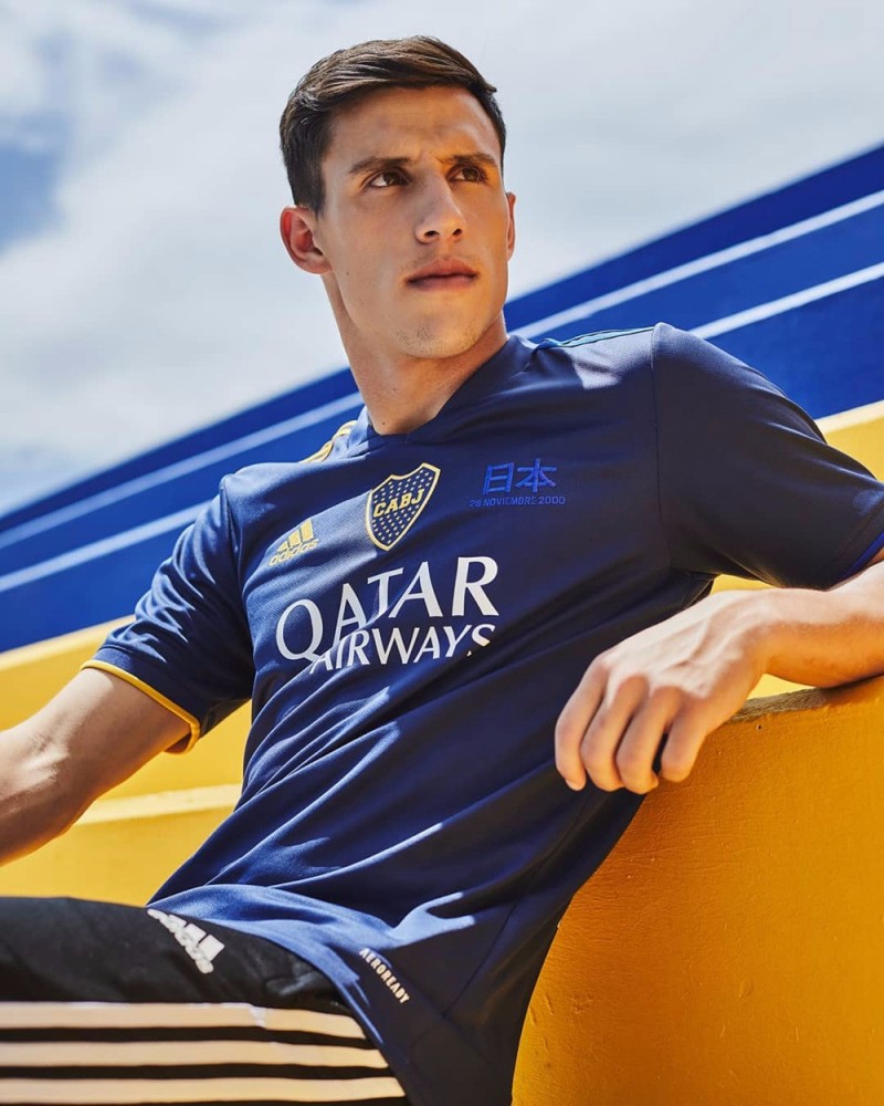 关于李现获赠皇马新赛季10号球衣蓝色第二客场球衣的信息 第1张 关于李现获赠皇马新赛季10号球衣蓝色第二客场球衣的信息 第1张