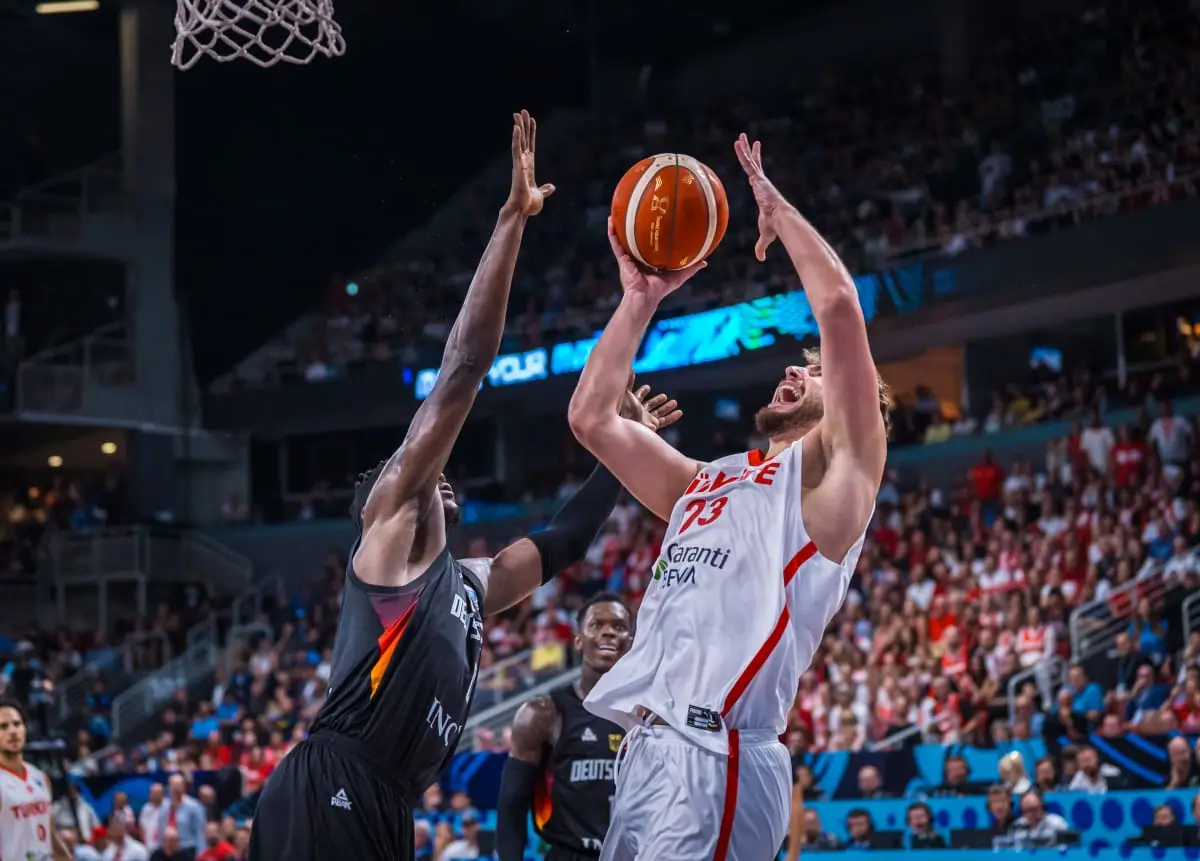 欧锦赛决赛德国男篮将战土耳其男篮谁能登顶冠军之巅? 第1张 欧锦赛决赛德国男篮将战土耳其男篮谁能登顶冠军之巅? 第1张