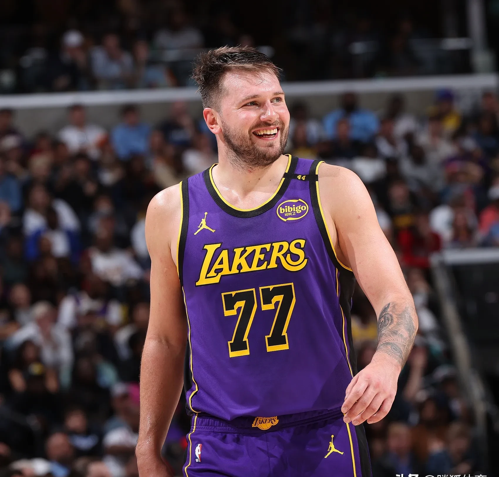 斯洛文尼亚男篮险胜意大利晋级八强东契奇狂轰42分的简单介绍 第1张 斯洛文尼亚男篮险胜意大利晋级八强东契奇狂轰42分的简单介绍 第1张