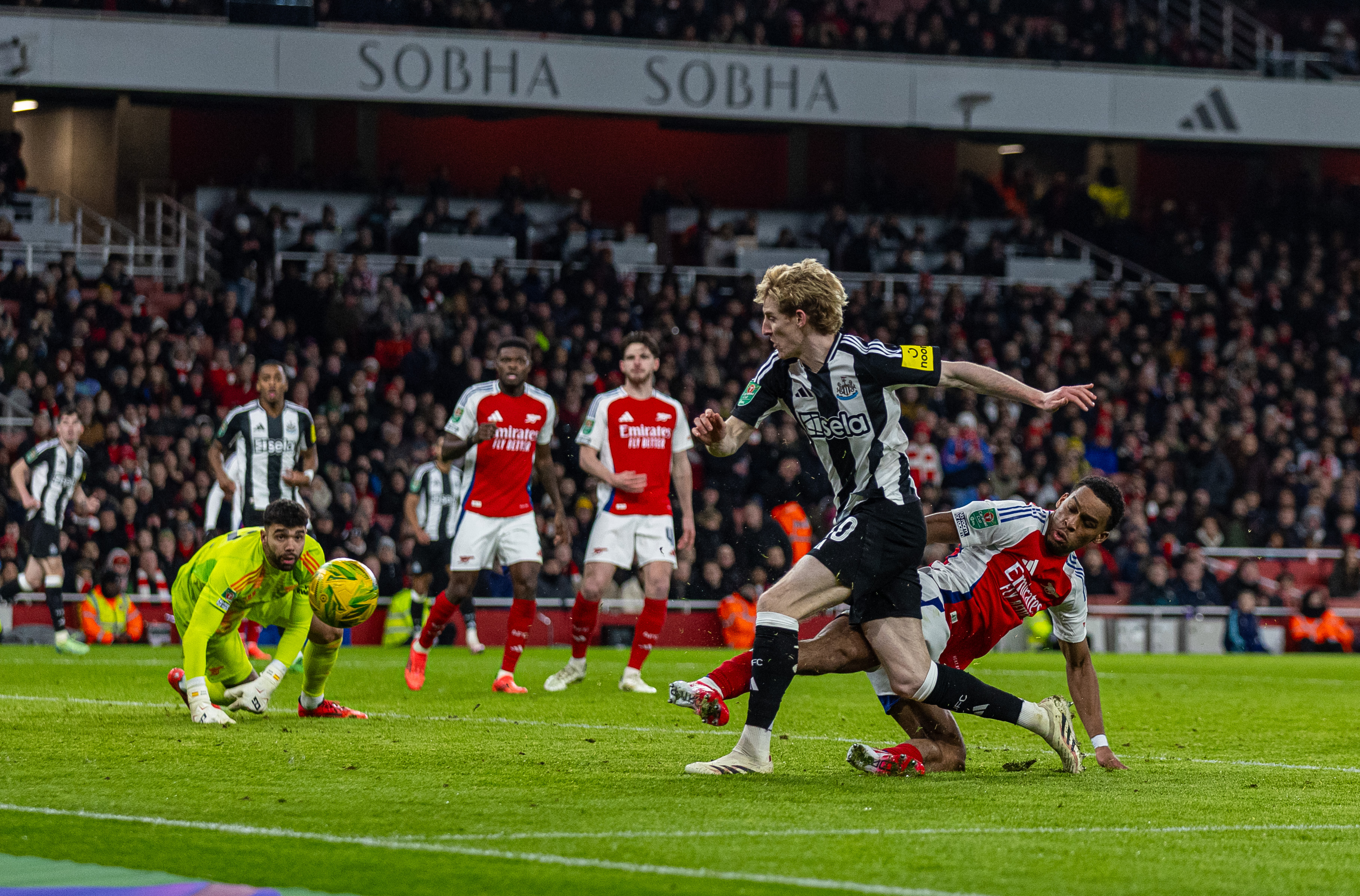 阿森纳VS伯恩茅斯强队稳胜超清无延迟在线观看的简单介绍 第2张 阿森纳VS伯恩茅斯强队稳胜超清无延迟在线观看的简单介绍 第2张