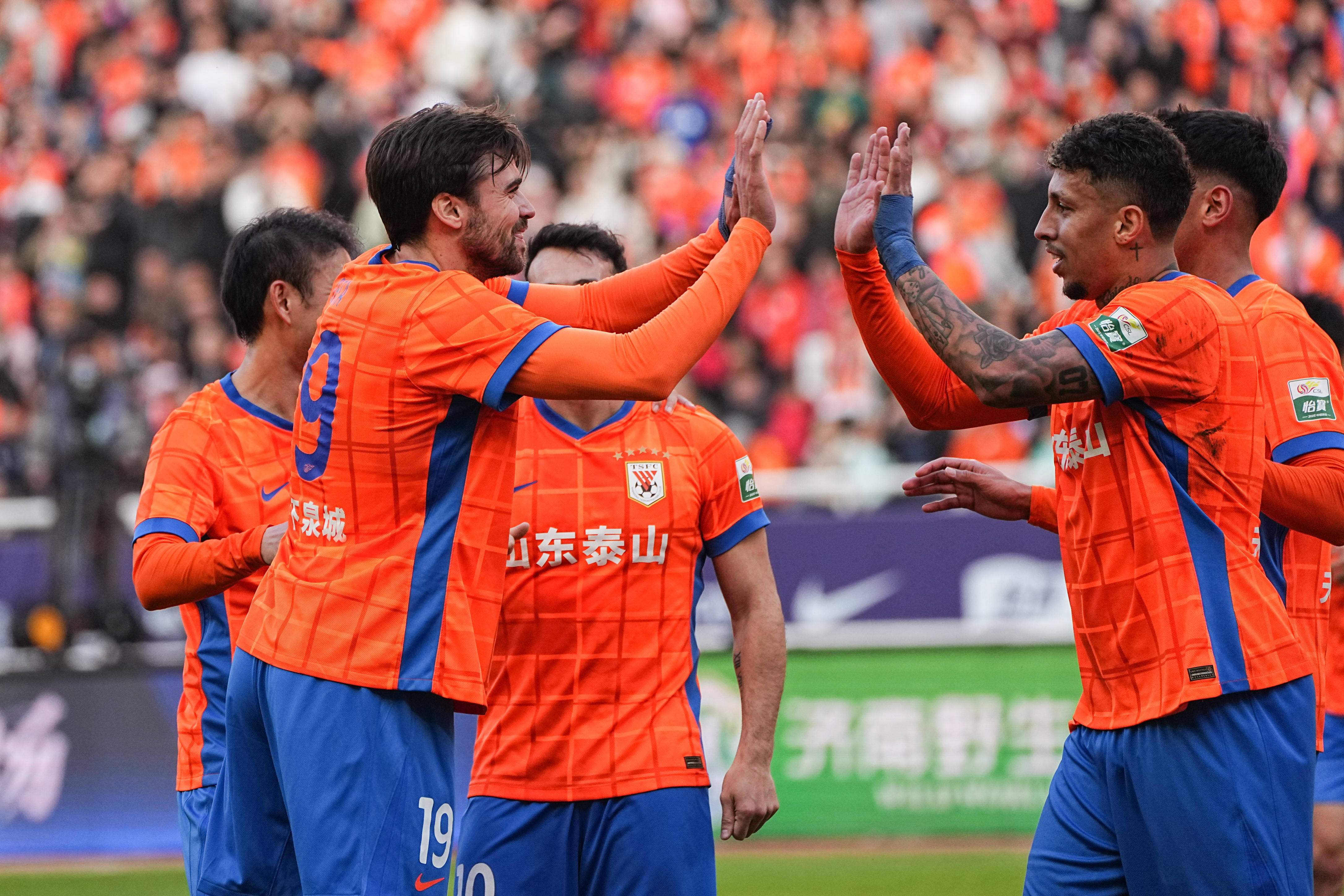 包含天津津门虎将战上海海港状态正佳海港重燃争冠希望的词条  第1张