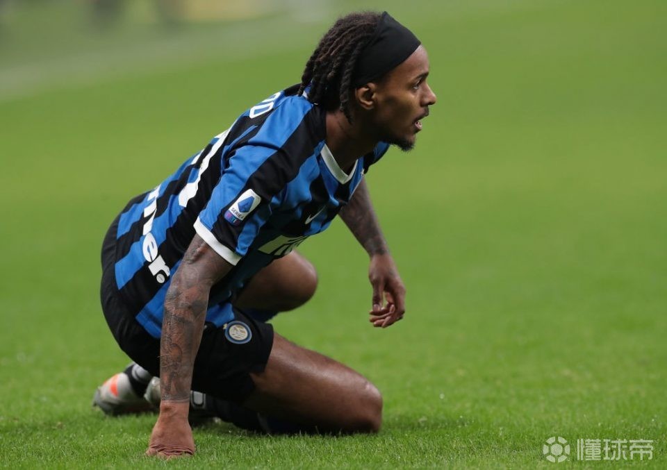 罗马希望租借埃切维里并希望在合同中加入买断条款的简单介绍  第1张