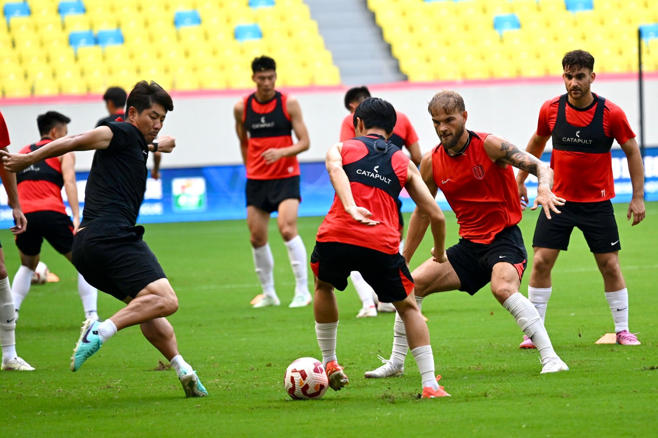 包含足球报：河南队做好打硬仗的准备足协杯半决赛对阵蓉城的词条  第1张