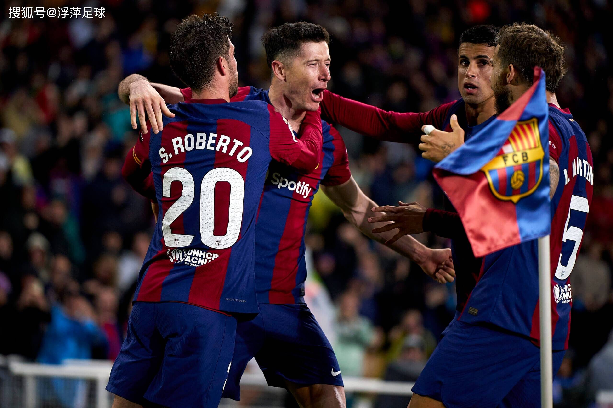 曝迈阿密国际敲定莱万加盟巴萨已决定不与其续约的简单介绍 第2张 曝迈阿密国际敲定莱万加盟巴萨已决定不与其续约的简单介绍 第2张