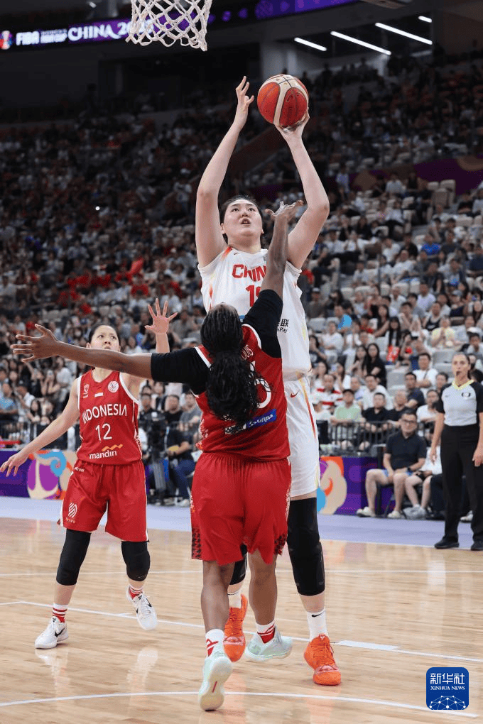 包含张子宇首秀惊艳亚洲杯赛场替补上场轻取13分4板的词条  第1张