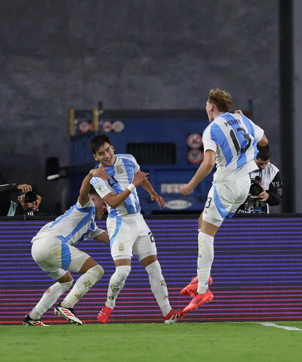 2025今夏阿根廷球员转会费榜一览加纳乔4620万欧霸榜的简单介绍 第2张 2025今夏阿根廷球员转会费榜一览加纳乔4620万欧霸榜的简单介绍 第2张