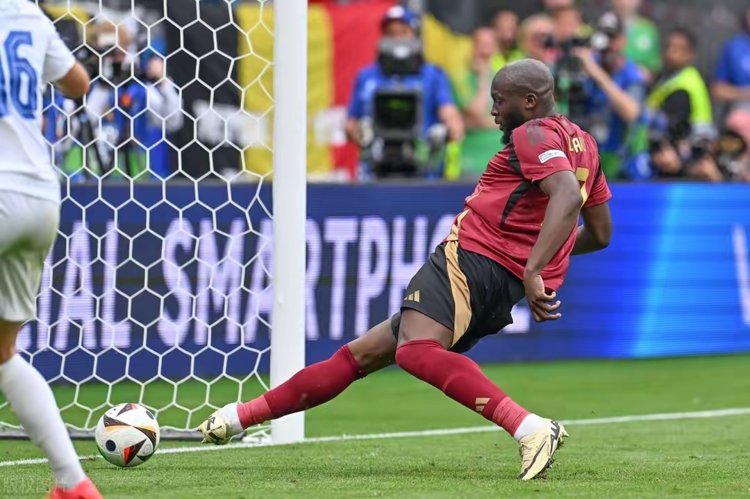 世预赛比利时4-3威尔士欧洲红魔战胜小组最大对手的简单介绍  第1张