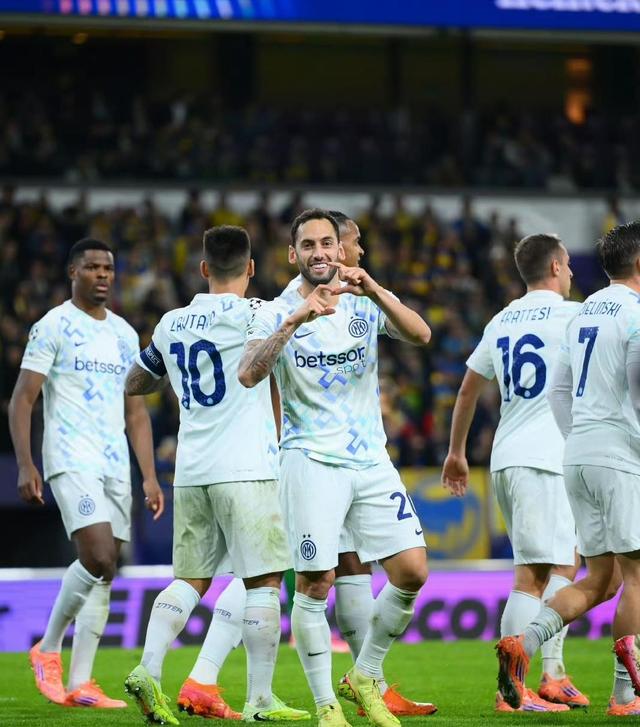 欧冠:曼彻斯特城VS勒沃库森 第2张 欧冠:曼彻斯特城VS勒沃库森 第2张