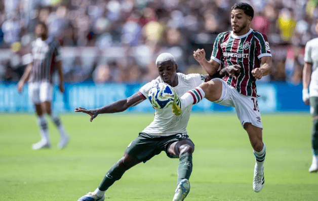 包含世俱杯弗鲁米嫩塞0-2切尔西切尔西晋级决赛的词条  第2张