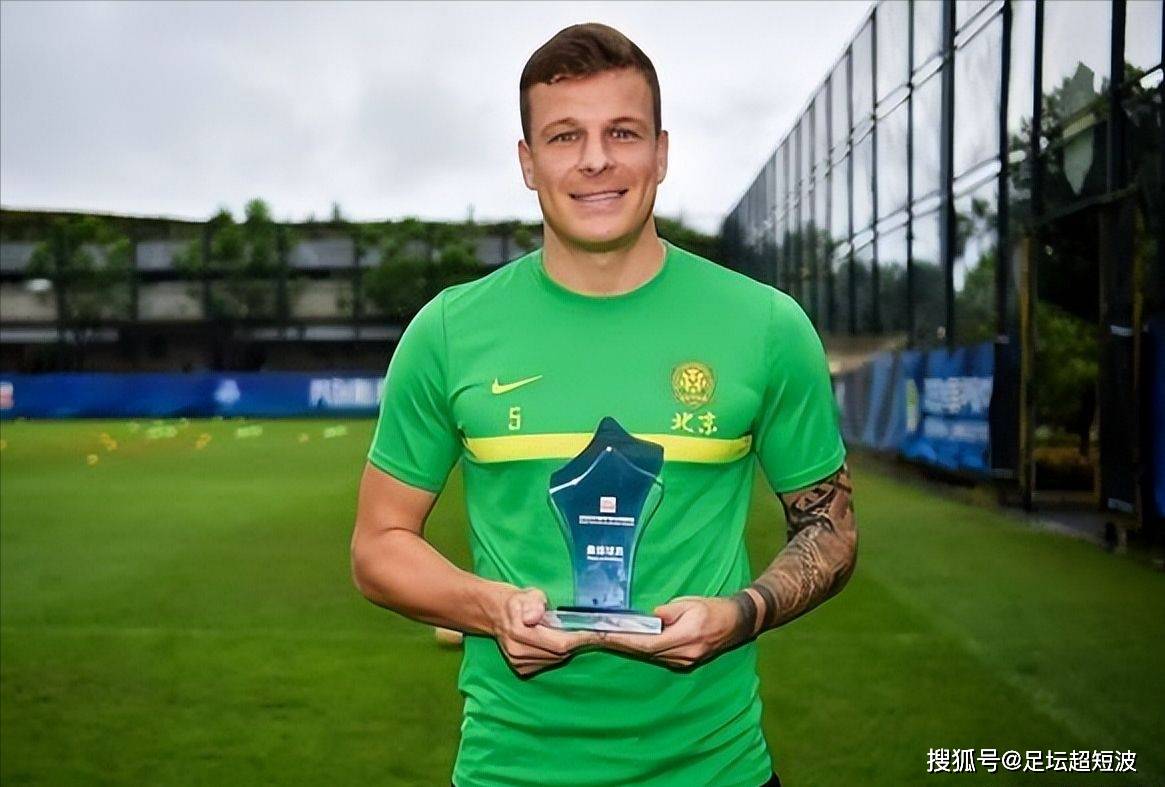 梅米舍维奇离开迪拜胜利曾效力于国安的简单介绍