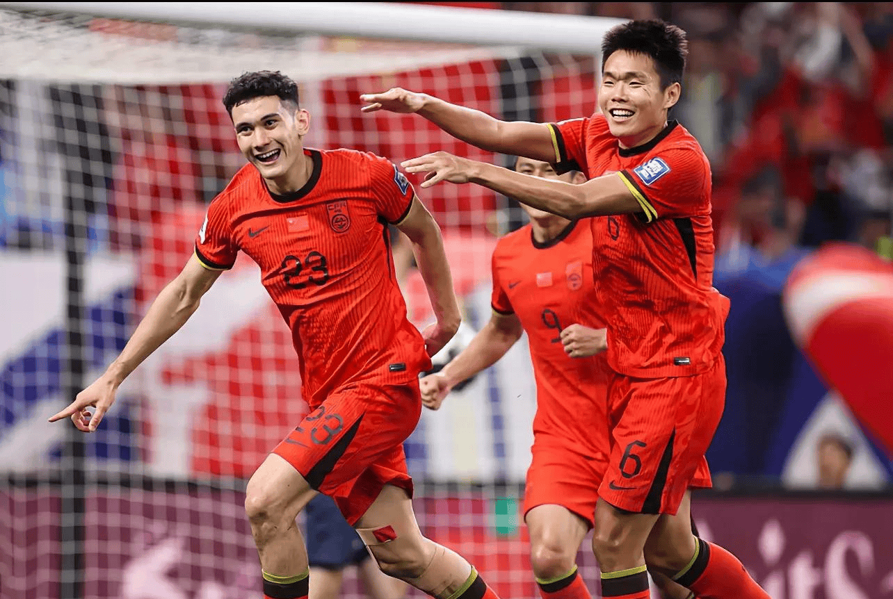 国足直播在哪里可以看?爱奇艺宣布免费直播国足客战印尼的简单介绍 第2张 国足直播在哪里可以看?爱奇艺宣布免费直播国足客战印尼的简单介绍 第2张