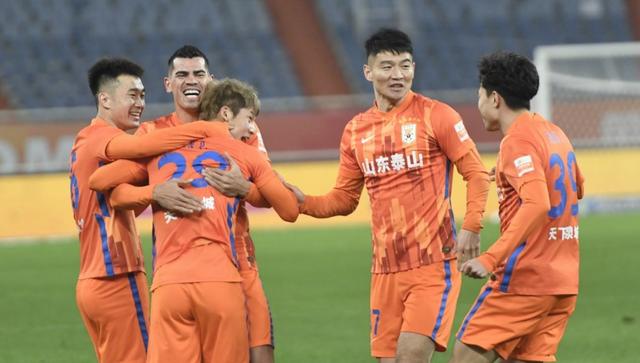 包含11月1日泰山迎本赛季最后一个主场迎战津门虎的词条