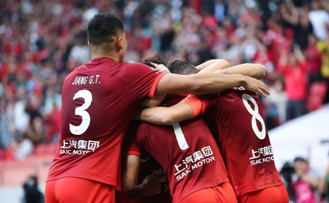 上海海港将对阵大连英博上海海港进攻表现相当突出的简单介绍